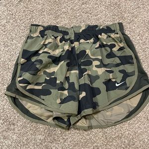 Nike womens Camo running shorts